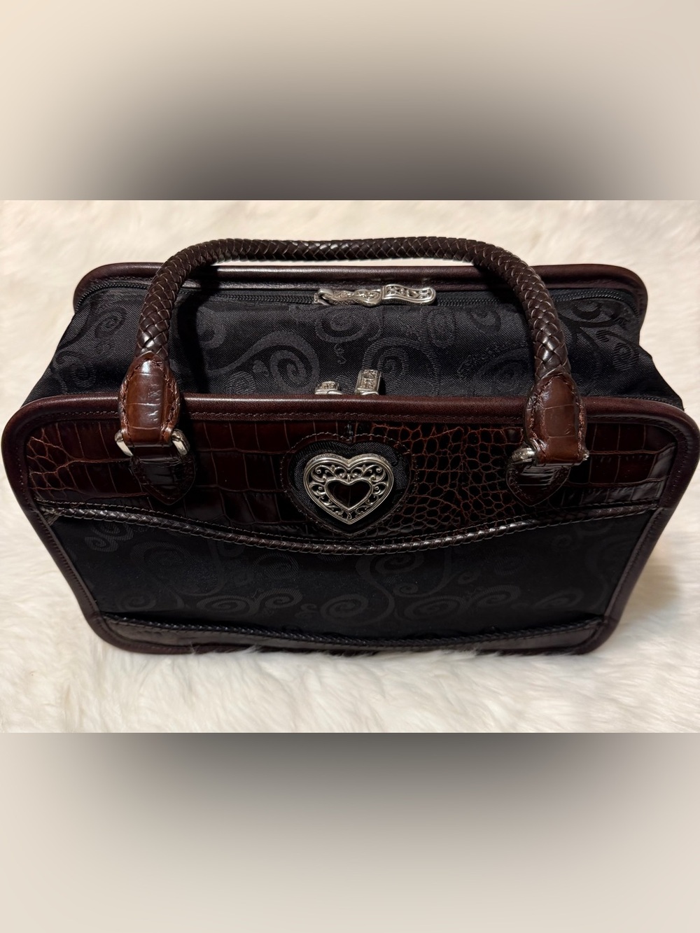 Brighton Vintage Discontinued Lansky Travel Cosmetic Heart Accent Bag